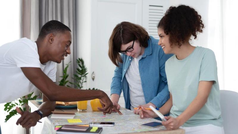 Unlocking Team Power: Top Collaboration Platforms Replacing Emails and Endless Meetings