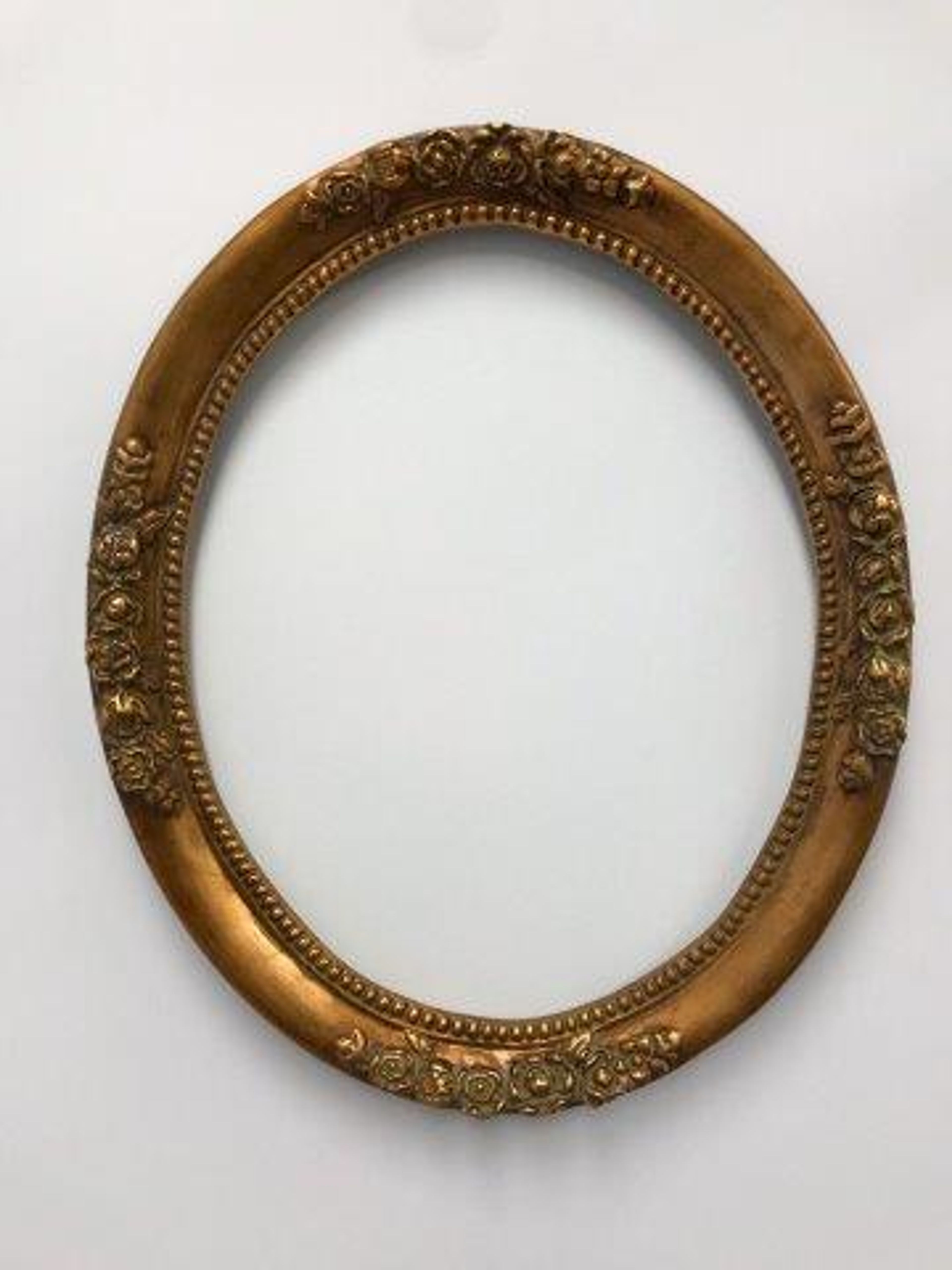Cadre de miroir classique ovale doré