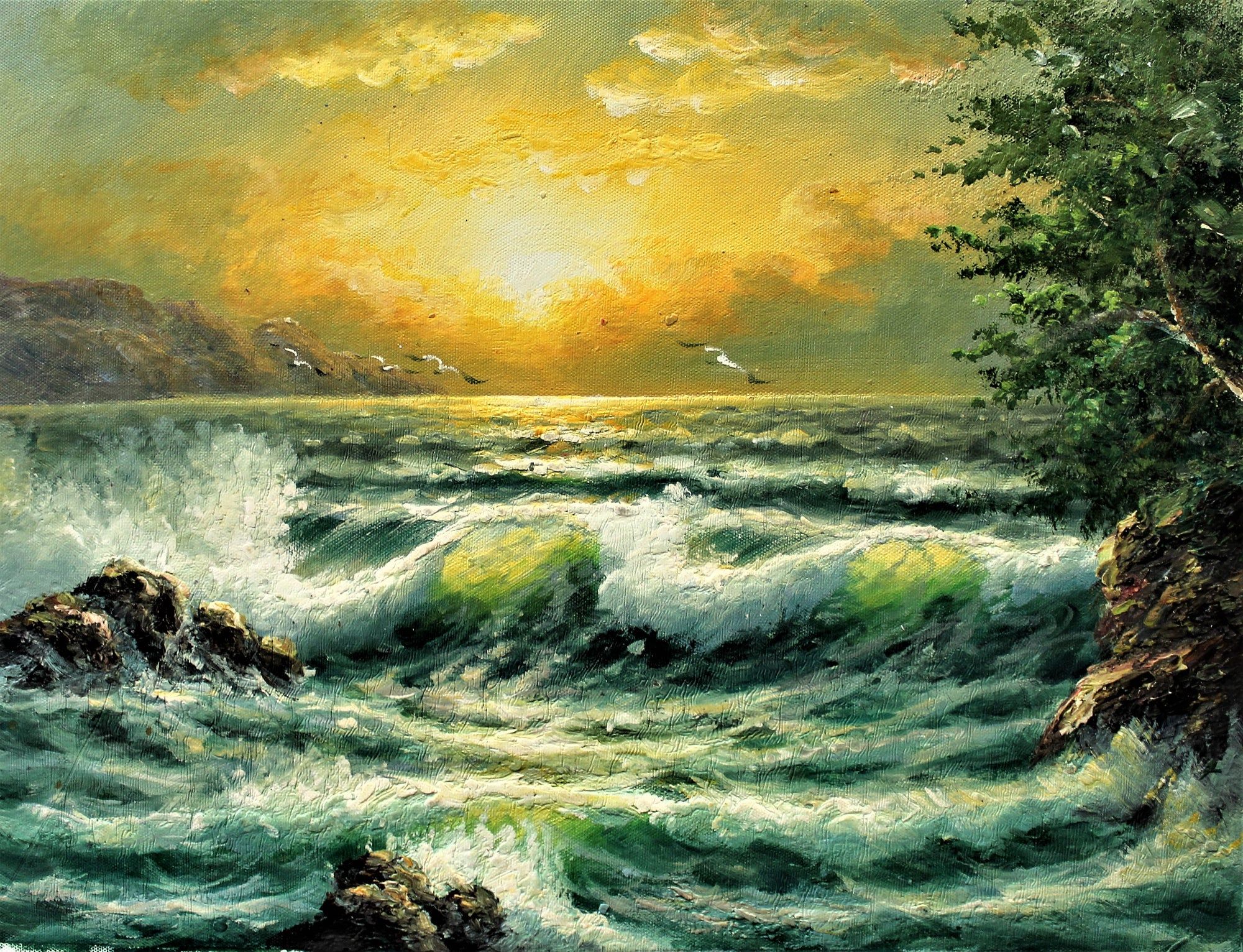 Vagues de l'océan avec coucher de soleil