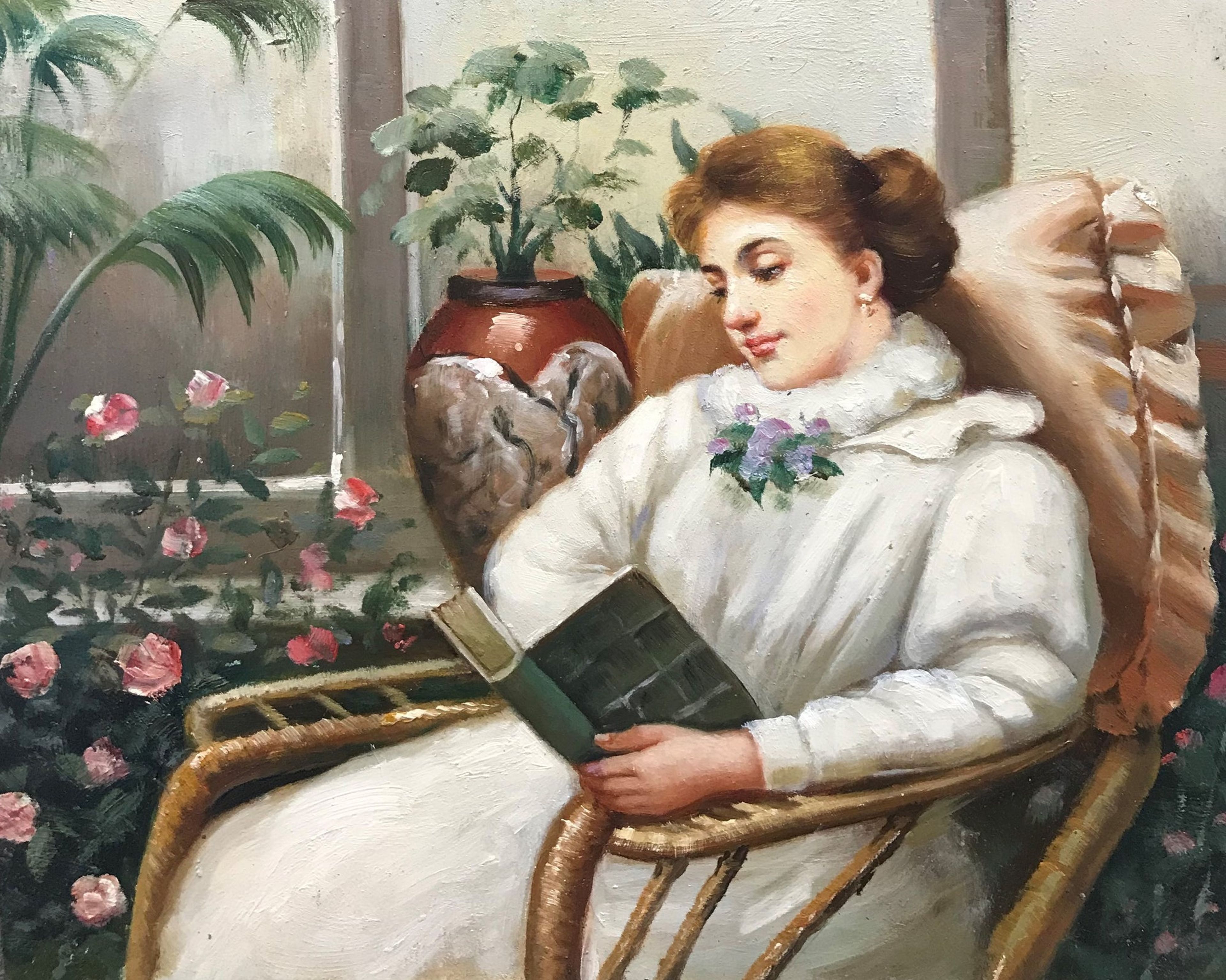Femme lisant un livre