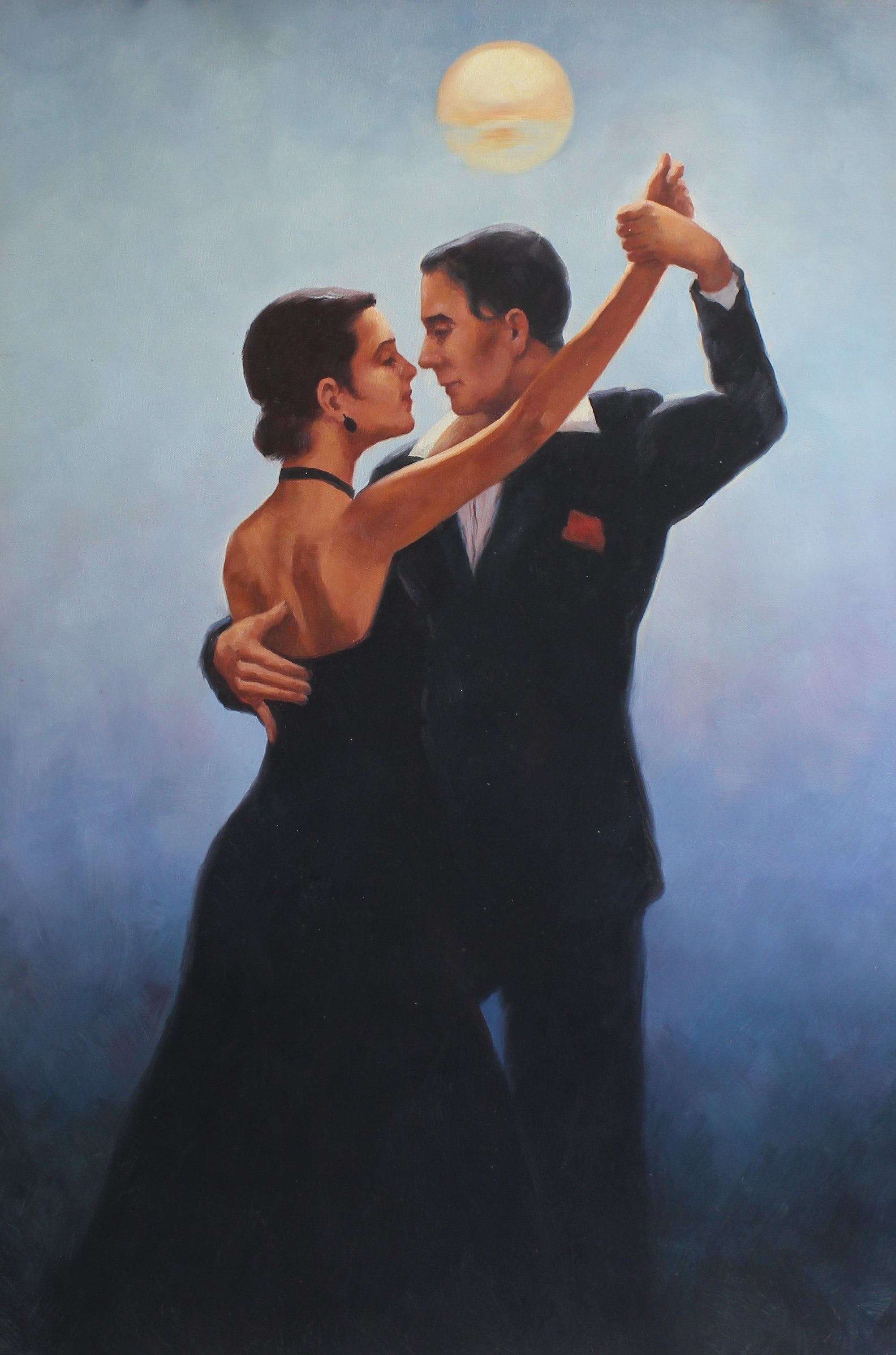 Couple romantique dansant au clair de lune
