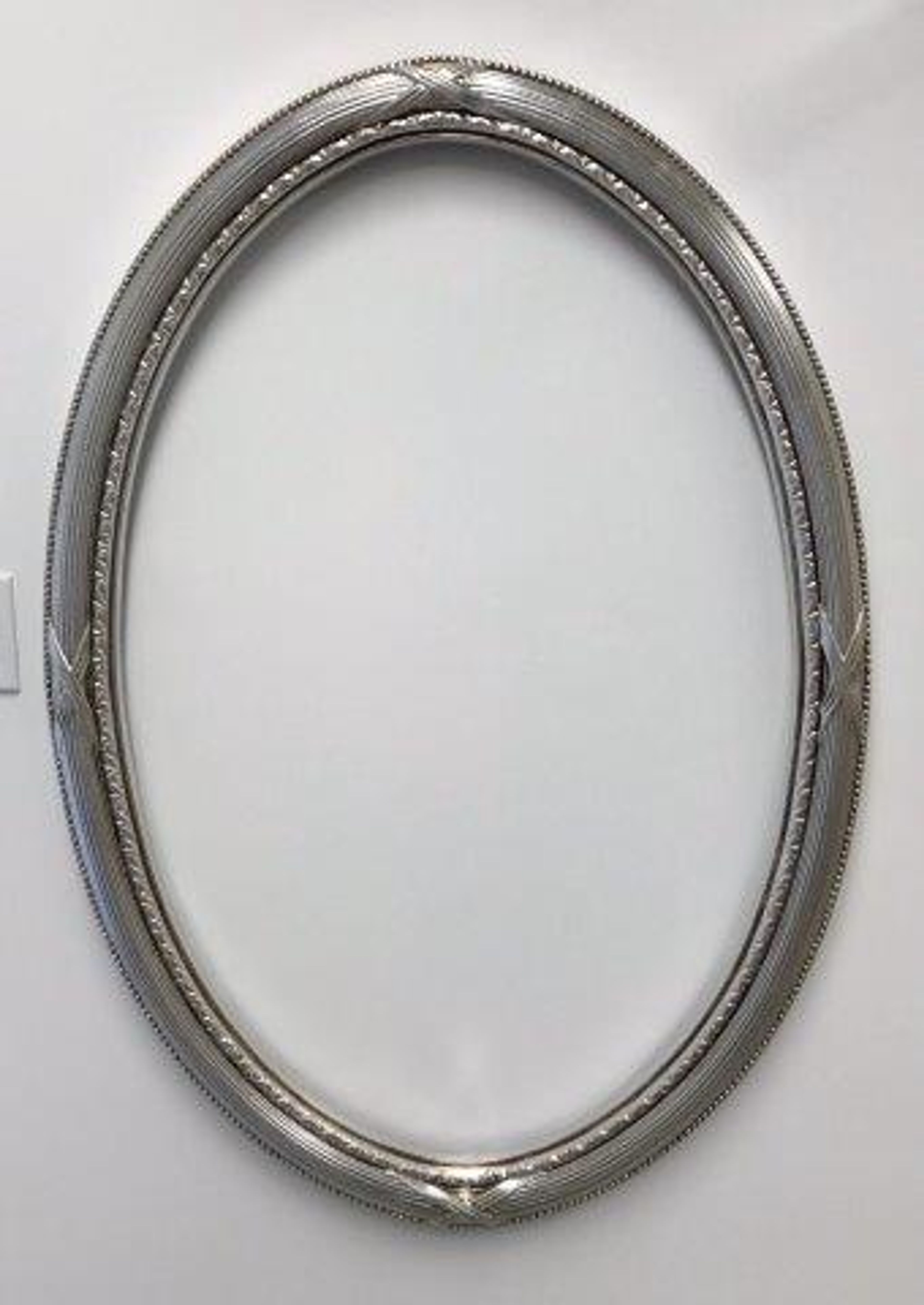 Grand miroir ovale classique à cadre doré