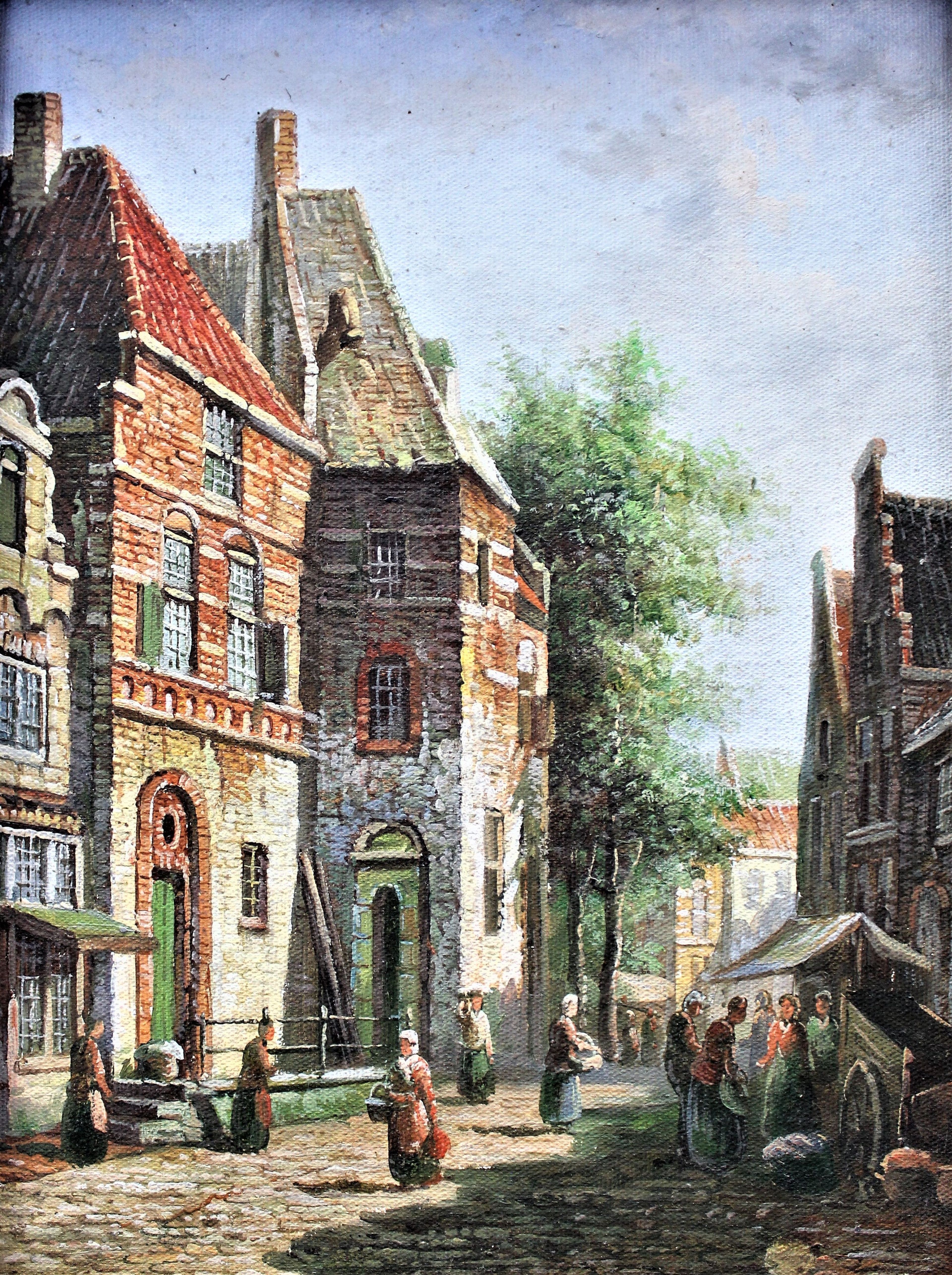 Rue ensoleillée avec des pavés