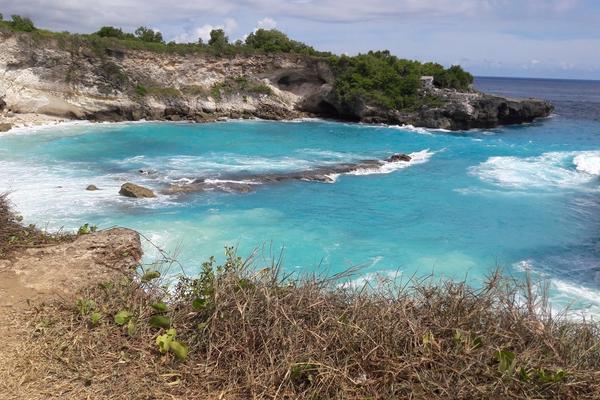 Blue Lagoon snorkeling bay on the Nusa islands near Bali
