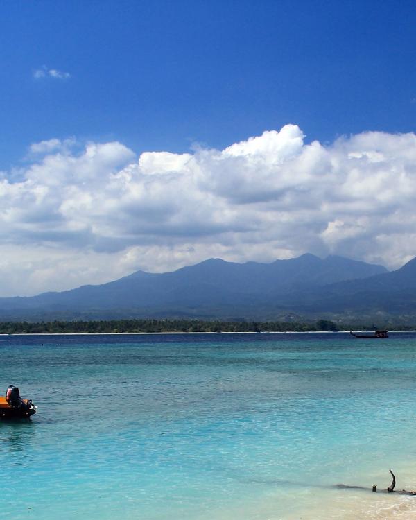 7 Days Solo in Lombok and the Gili Islands: Kuta, Gili Air and Gili Trawangan — Gili Air Eastern coast looking at Lombok