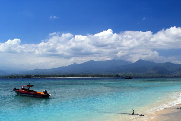 7 Days Solo in Lombok and the Gili Islands: Kuta, Gili Air and Gili Trawangan — Gili Air Eastern coast looking at Lombok