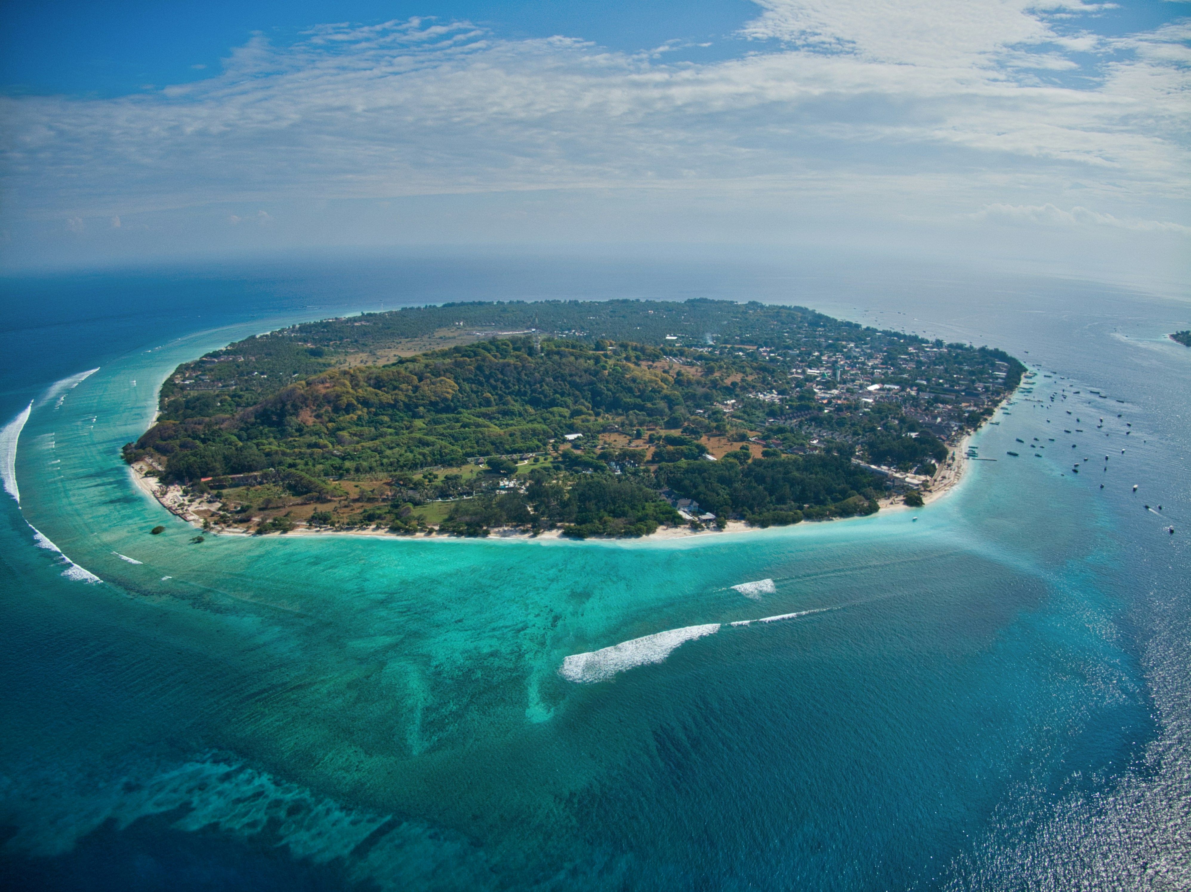 Bali and Gili Trawangan — Ubud rice terraces, beach huts and turquoise water