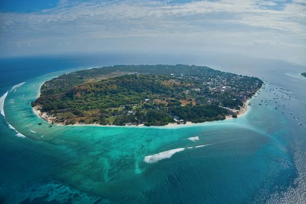 Bali and Gili Trawangan — Ubud rice terraces, beach huts and turquoise water