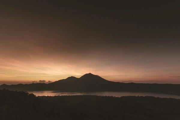 6 Days in Balis Volcanoes and Highlands: Sidemen, Batur and Munduk — Mount Agung Sunrise (Unsplash)