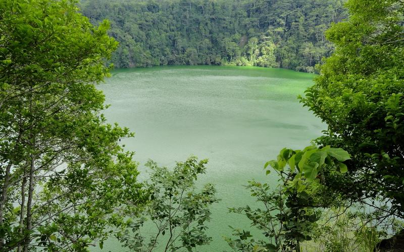 7 Days in Ternate and Tidore: North Malukus Volcano Sultanates — Danau Tolire Besar and Gunung Api Gamalama, Ternate Island, The Moluccas (15197982512)