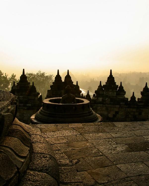 Indonesia highlights — Bali rice terraces, Java volcanoes and Komodo islands