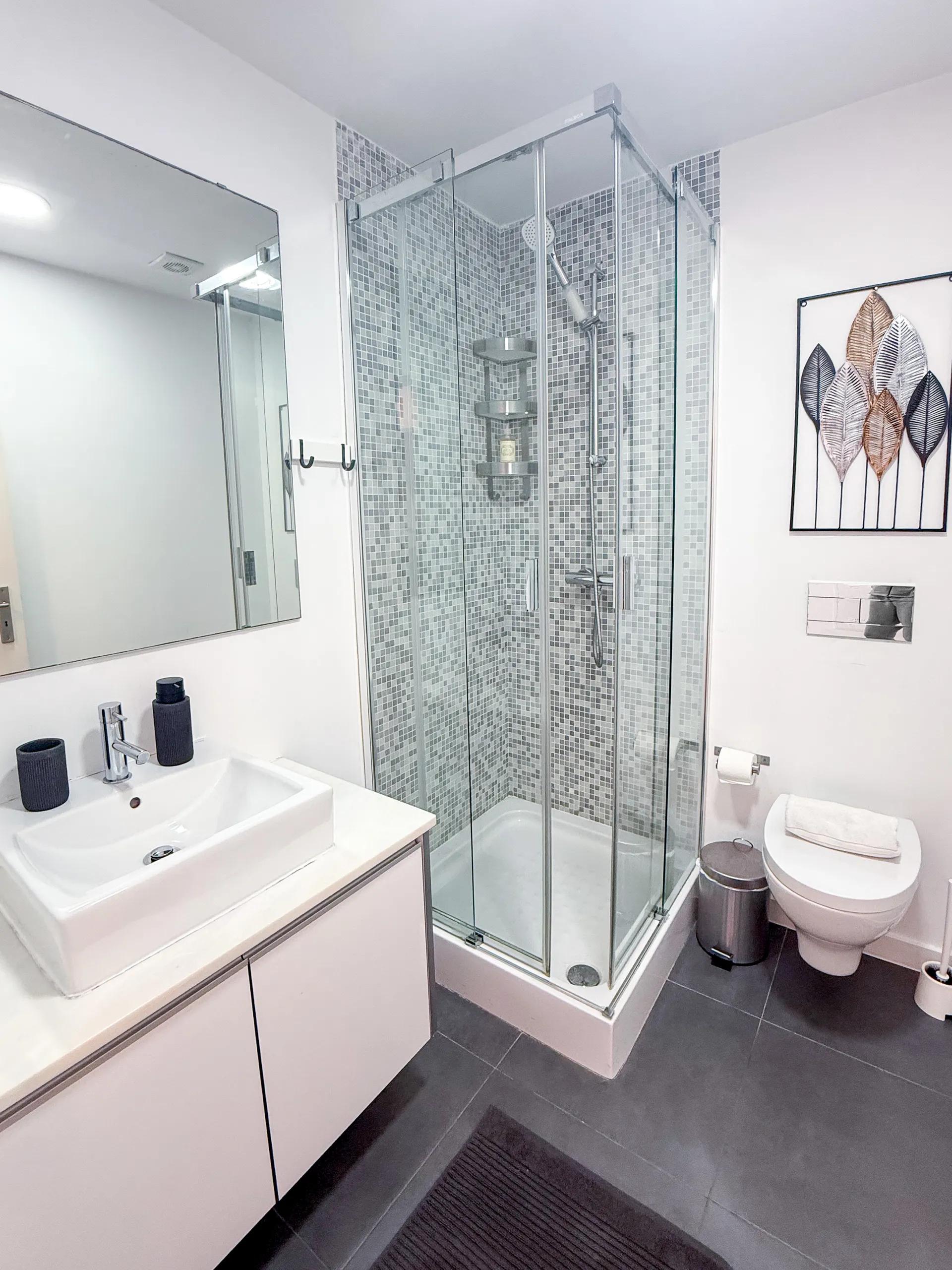 Santana 2 — City & River Views - Photo 5