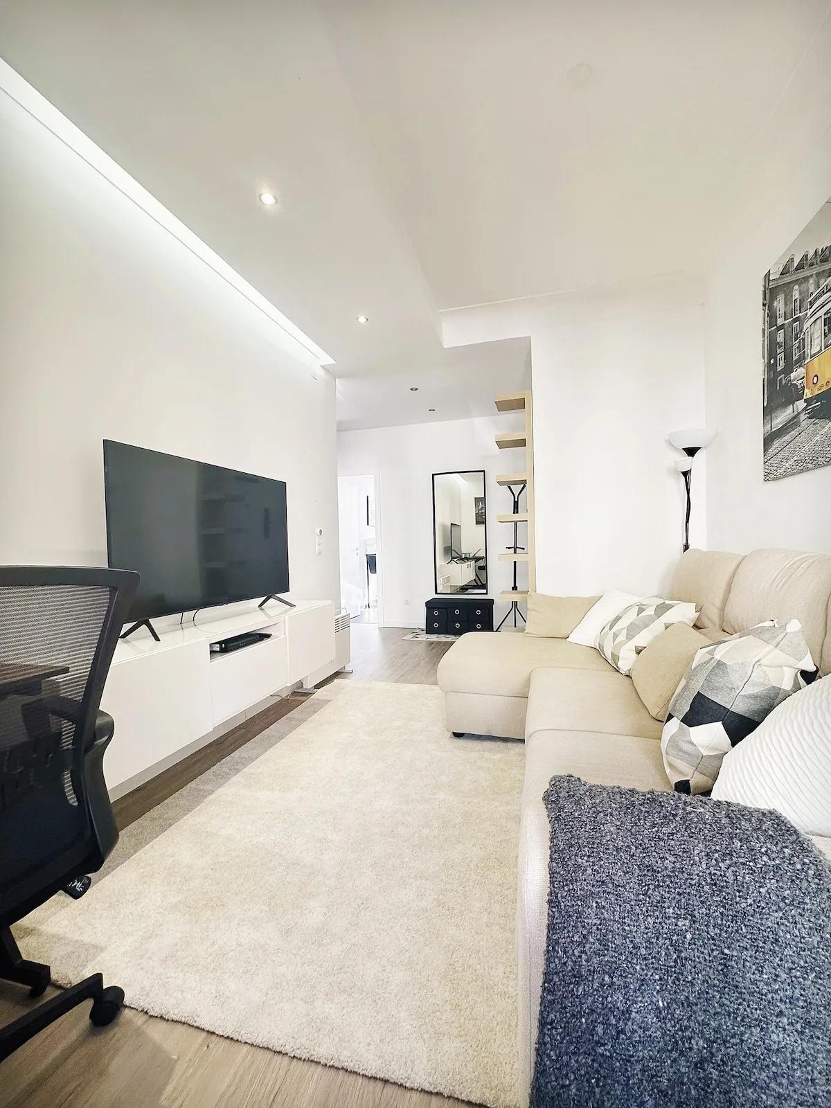 Lisbon Charm — Serene City Escape - Photo 2