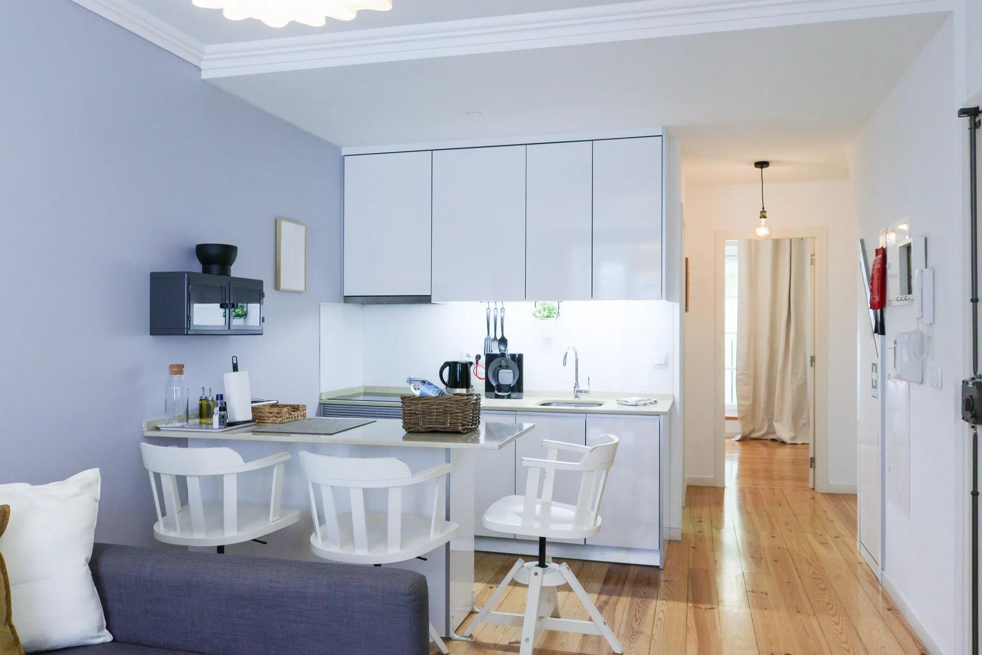 Santana 1 — Designer Apartment - Photo 4