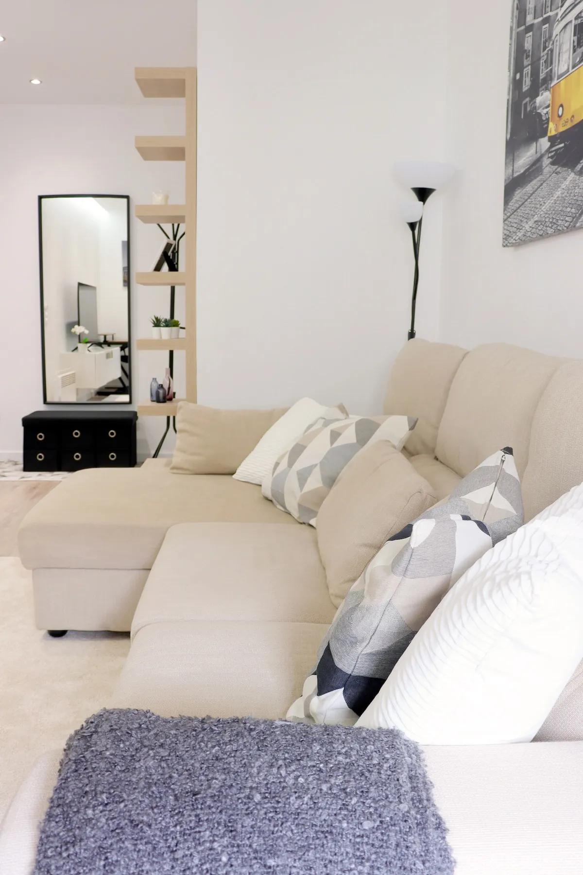 Lisbon Charm — Serene City Escape - Photo 3