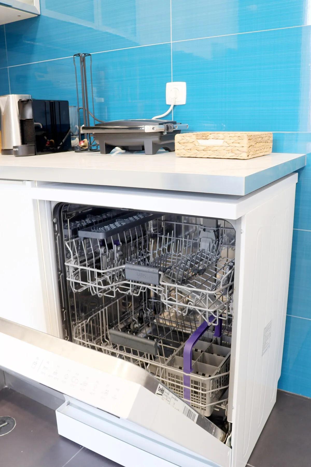 Lisbon Charm — Serene City Escape - Photo 9