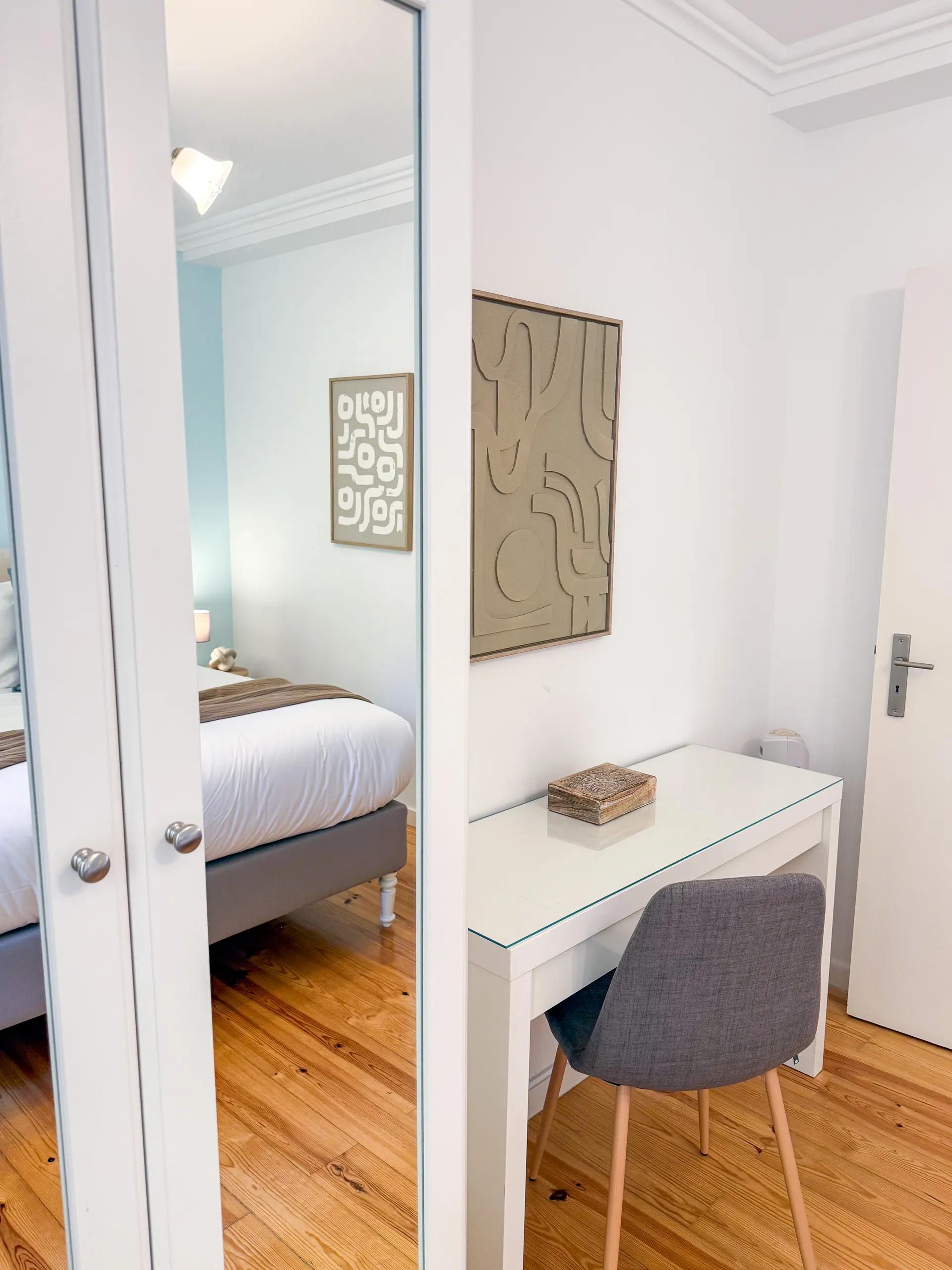 Santana 1 — Designer Apartment - Photo 5