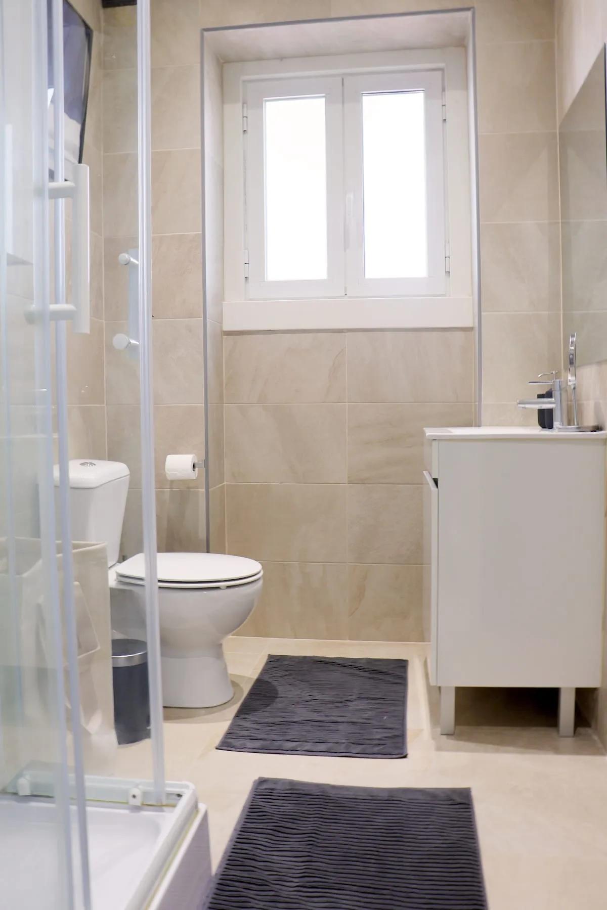 Lisbon Charm — Serene City Escape - Photo 16