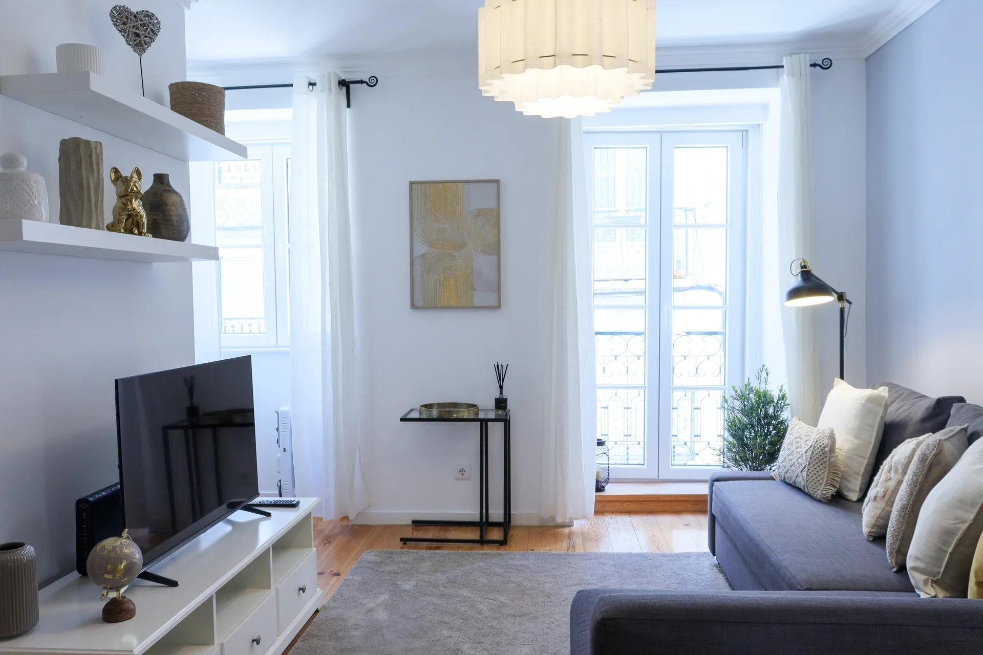 Santana 1 — Designer Apartment - Photo 6