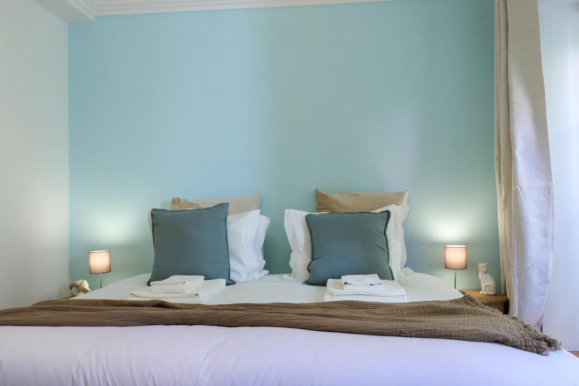 Santana 1 — Designer Apartment - Photo 13