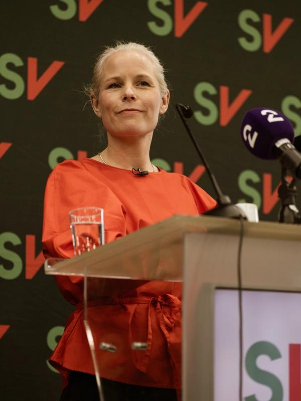Arbeiderpartiet lovet å reversere taxireformen innen 100 dager etter 2021-valget. De bruker for lang tid, mener SV-leder Kirsti Bergstø.