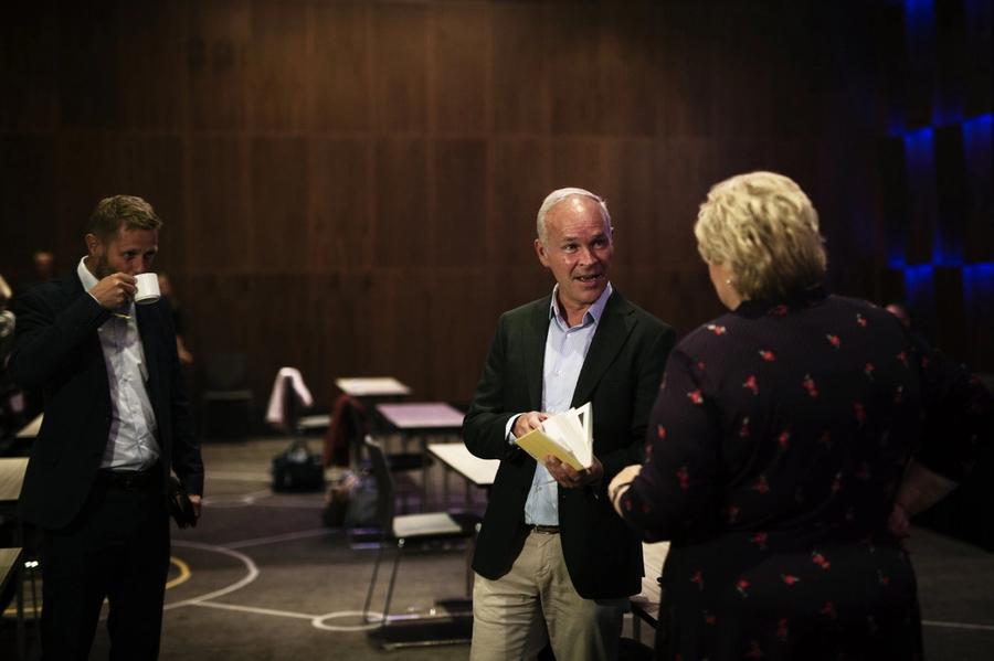 Regjeringen ba private advokater framfor egne eksperter om utredning i Tangen-saken.