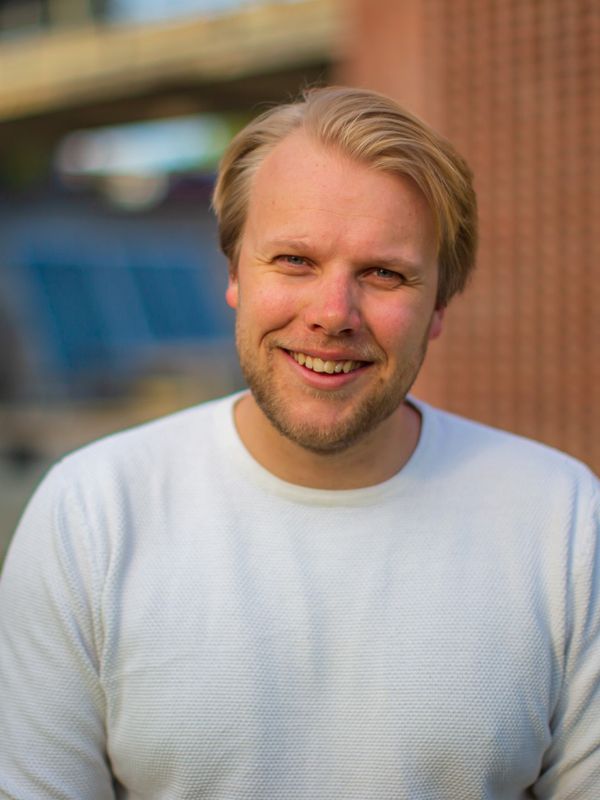 Andreas Landmark har sittet i bystyret i Kristiansand siden han var 18. Nå topper han SV-lista.