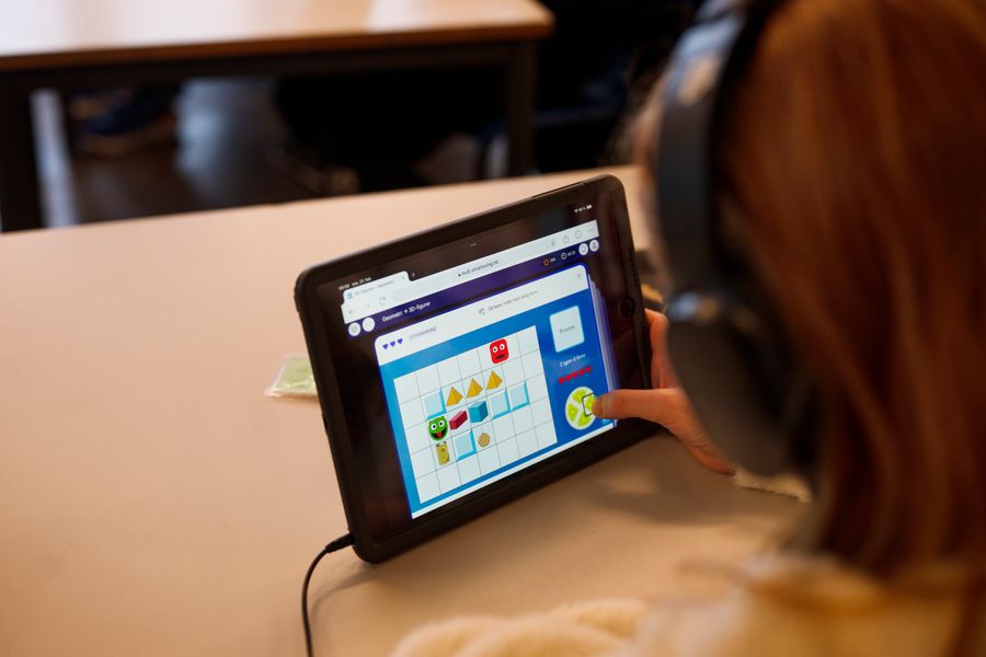 Professor om Ipad-tvang: – Barn og lærere blir behandlet som forskningsrotter