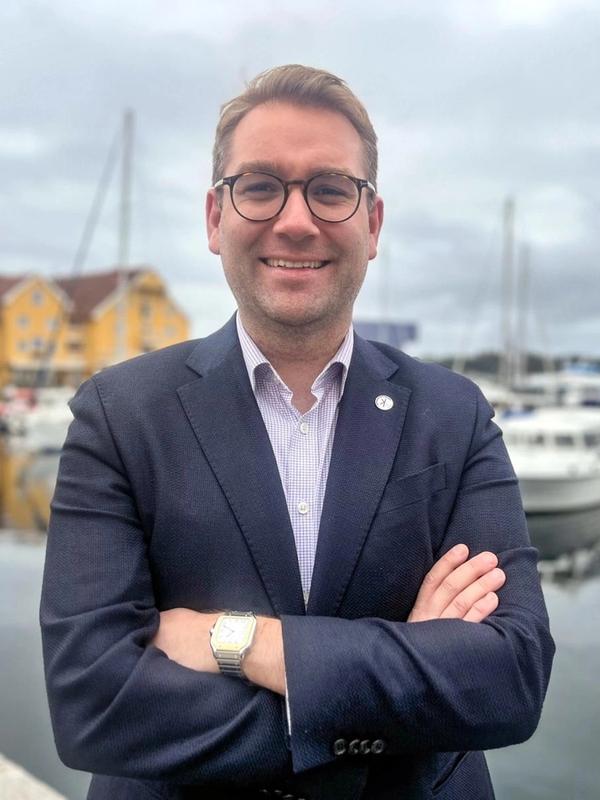 Etter fleire partibyte byrjar Jacob Nødseth (V) å finne roa i partiet Venstre.
