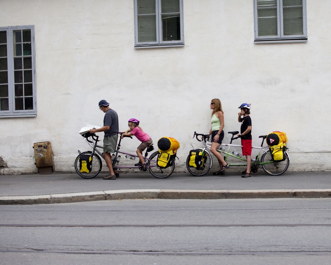 Sykkelturister i Oslo. Sykkel, turister, turisme, ferie, sykkelferie, familieferie. 
  
 Foto: Tom Henning Bratlie/Klassekampen