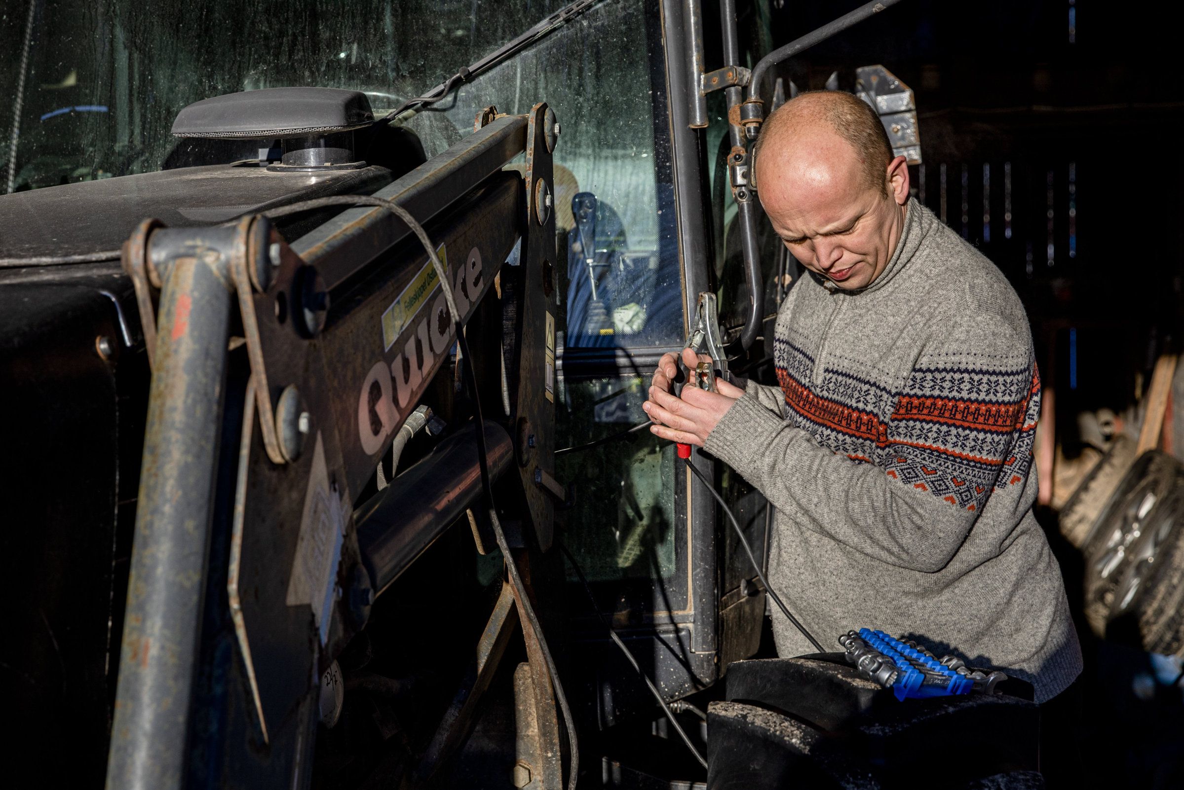 Intervju med Sp-leder Trygve Slagsvold Vedum om klimapolitikk. Det har blitt rettet mye kritikk mot Vedum og Sp de siste ukene, som har gått imot tiltakene i regjeringens klimaplan, uten å presentere noen alternative løsninger. Vi har blitt lovet at han skal komme med noen her. 
  
 Foto: Tom Henning Bratlie