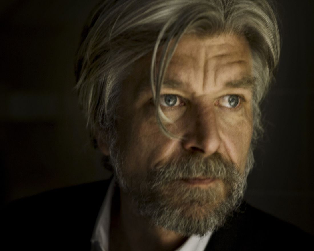 Mai 2017 
 Portrett Karl Ove Knausgård. 
 Aktuell som kurator av nyeste Munch-utstillingen. Bokmagasinet.