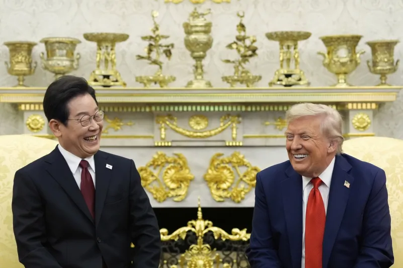 KOMPIS-TRØBBEL: Sør-Koreas president Lee Jae-myung besøkte Donald Trump denne uka.