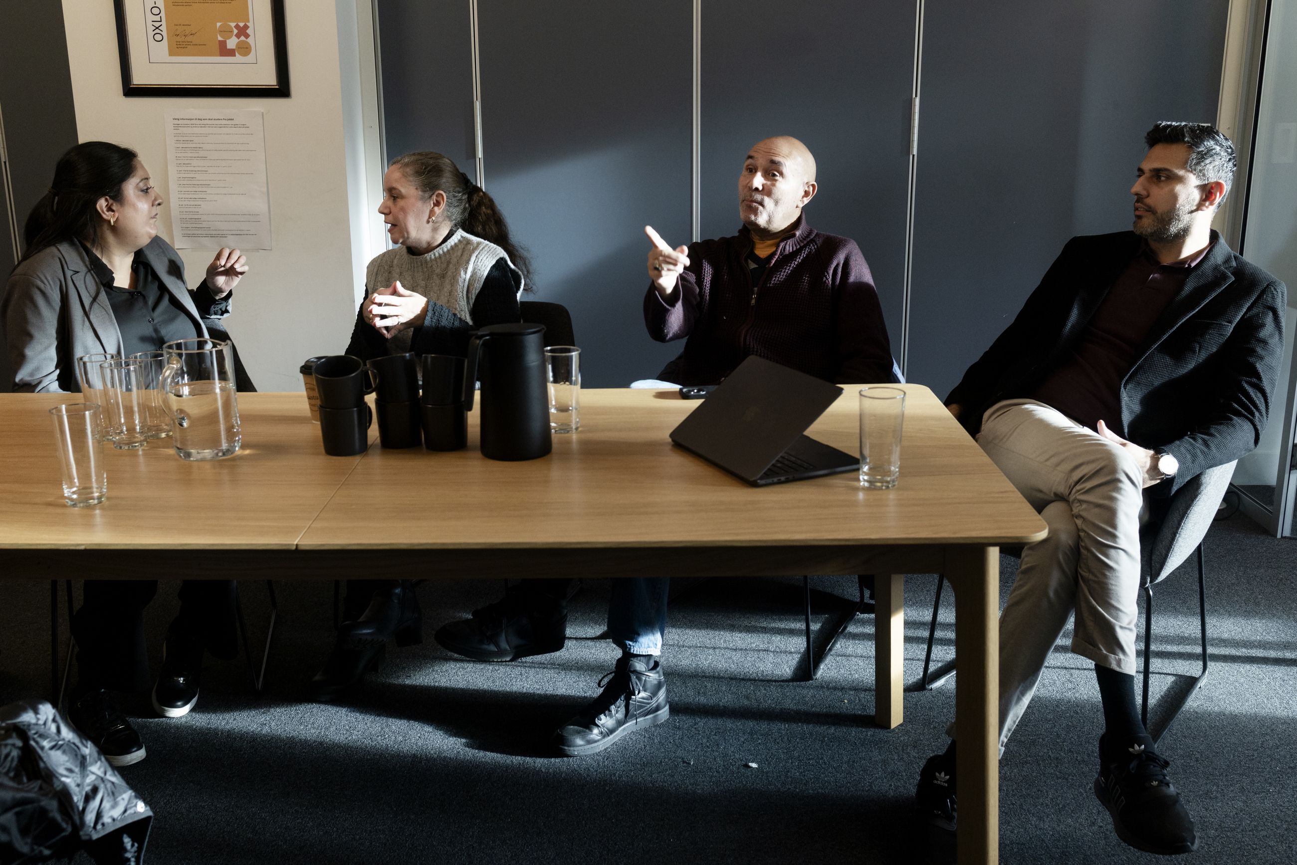 Bekymret: Khansa Ali, Belinda de Leon, Akhenaton ­Oddvar de Leon og Umar Ashraf.