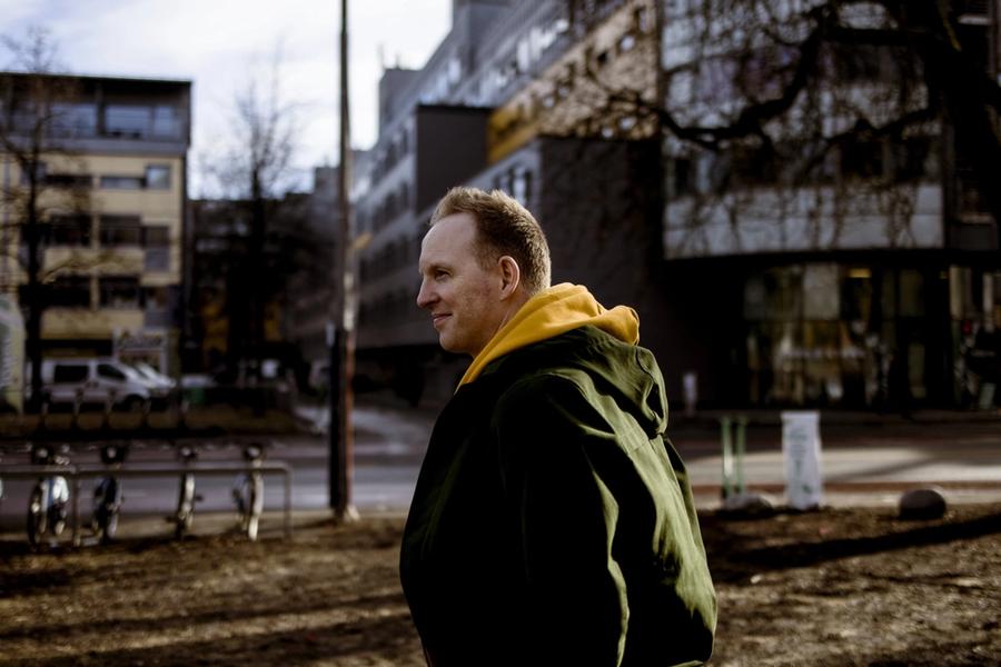 Kronerulling for sparket direktør