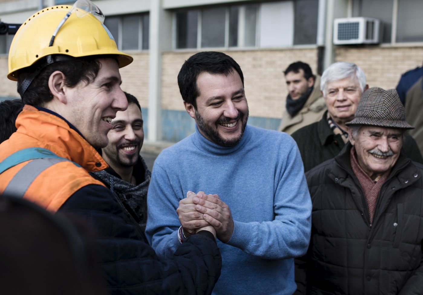 Novi Ligurie, Italia, 10.02.2018. Matteo Salvini, lederen for Lega, også kjent som Lega Nord. Salvini driver valgkamp og besøker mange konkurstruede bedrifter i Italia i et forsøk på å vinne arbeidernes hjerter. Foto: Christopher Olssøn.