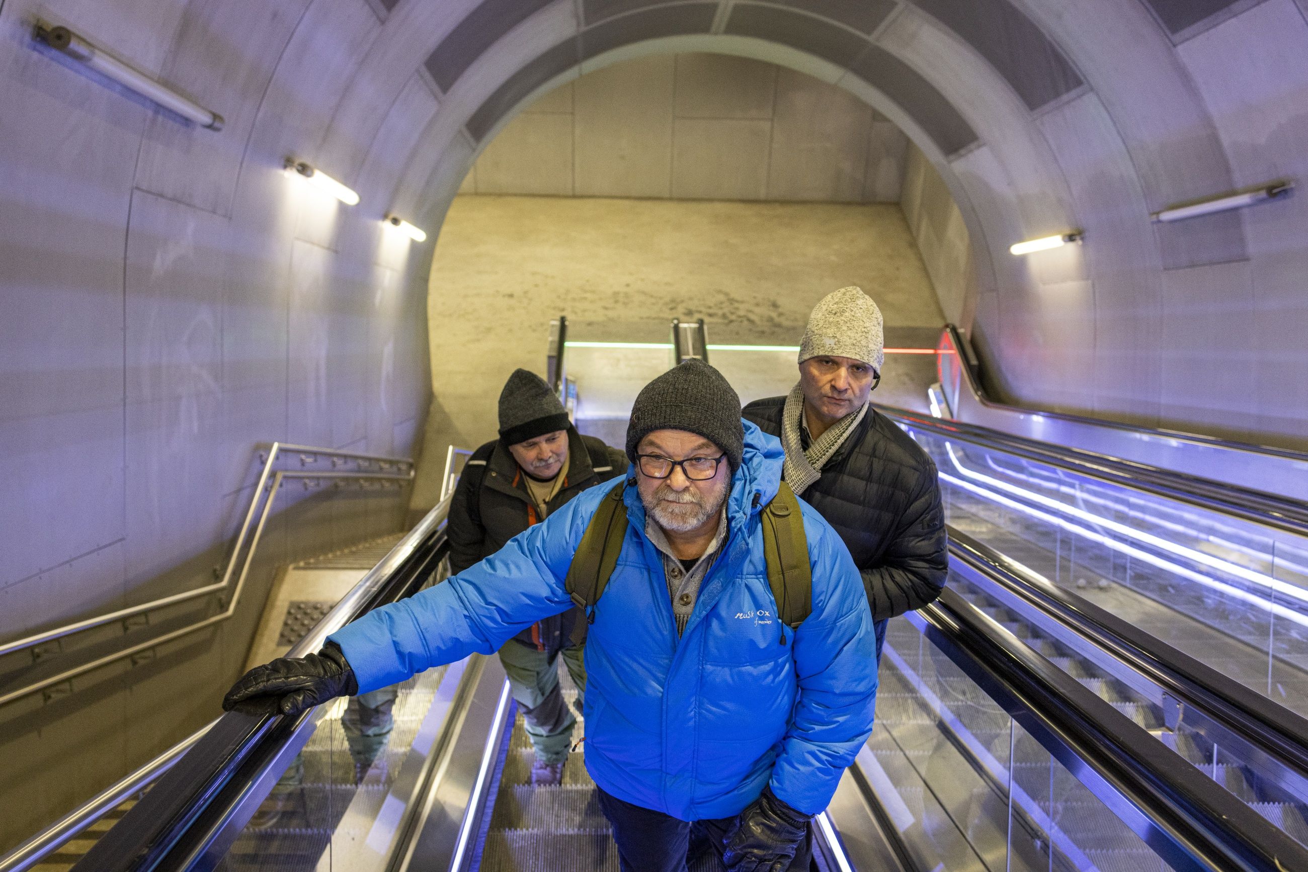 De polske bygningsarbeiderne Krzysztof, Krzysztof og Miroslaw sier det vil bli vanskelig å få fast jobb. FOTO: Tom Henning Bratlie