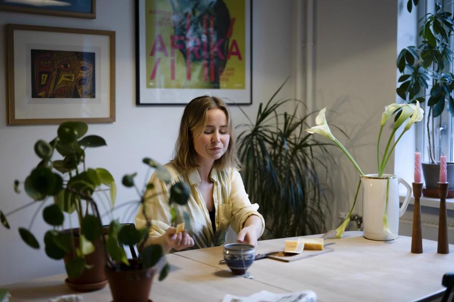 Inger Christensens dikt minner Anja Bakken Riise på at ingenting kan tas for gitt, men også at vi kan forme verden.