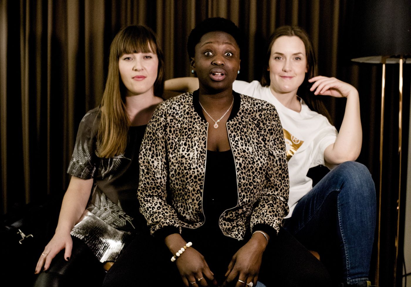 Gurls, en ny norsk jazztrio som det er mye buzz rundt, med Rohey, Ellen Andrea Wang og Hanna Paulsberg. Varmer opp for A-ha i Oslo Spektrum. og spiller inn musikkvideo på grønnland T-banestasjon