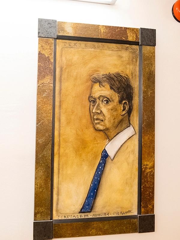 Fafo fjerner Terje Rød-Larsen fra veggen