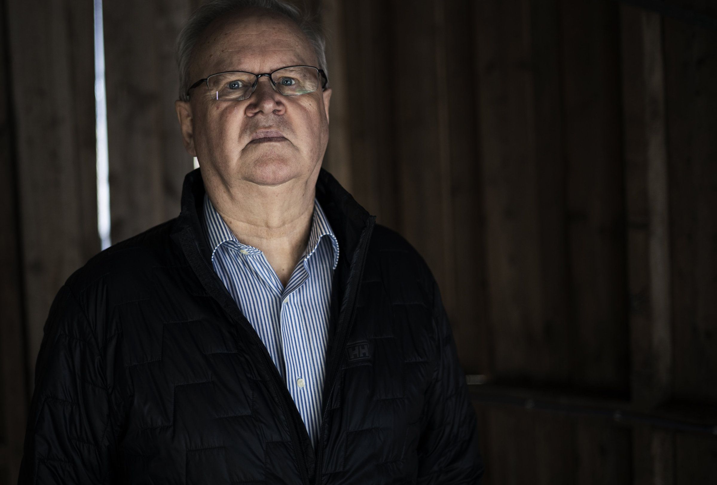 Langhus. Norge, 25.02.2022. Eks-skattekrimsjef Jan Egil Kristiansen fotografert ved sitt hjem på Langhus. Foto: Christopher Olssøn.