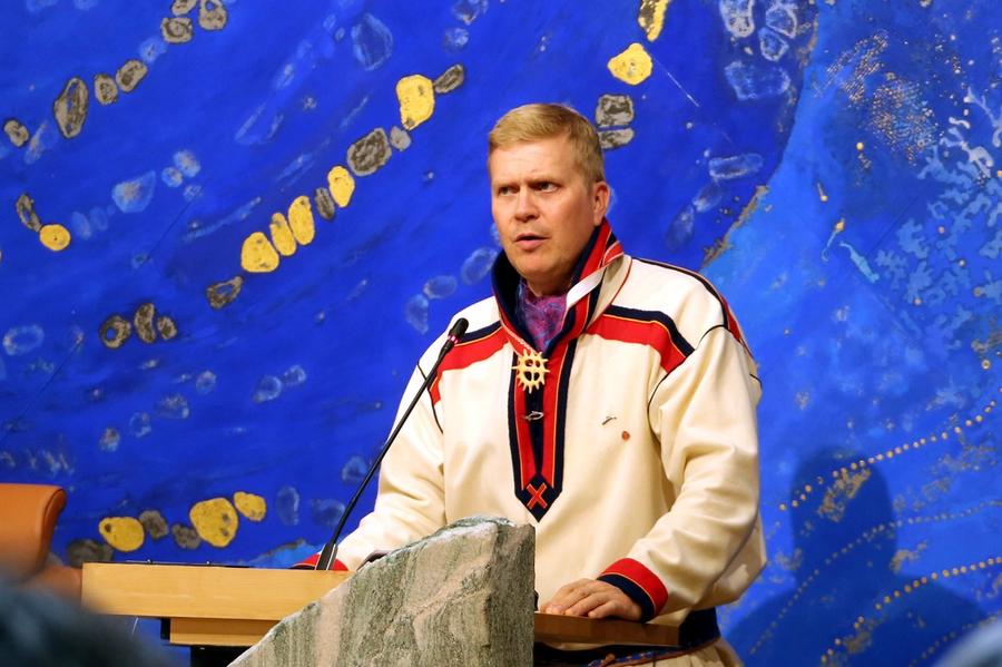 Ronny Wilhelmsen (55) ble meldt inn i partiet av bestefaren