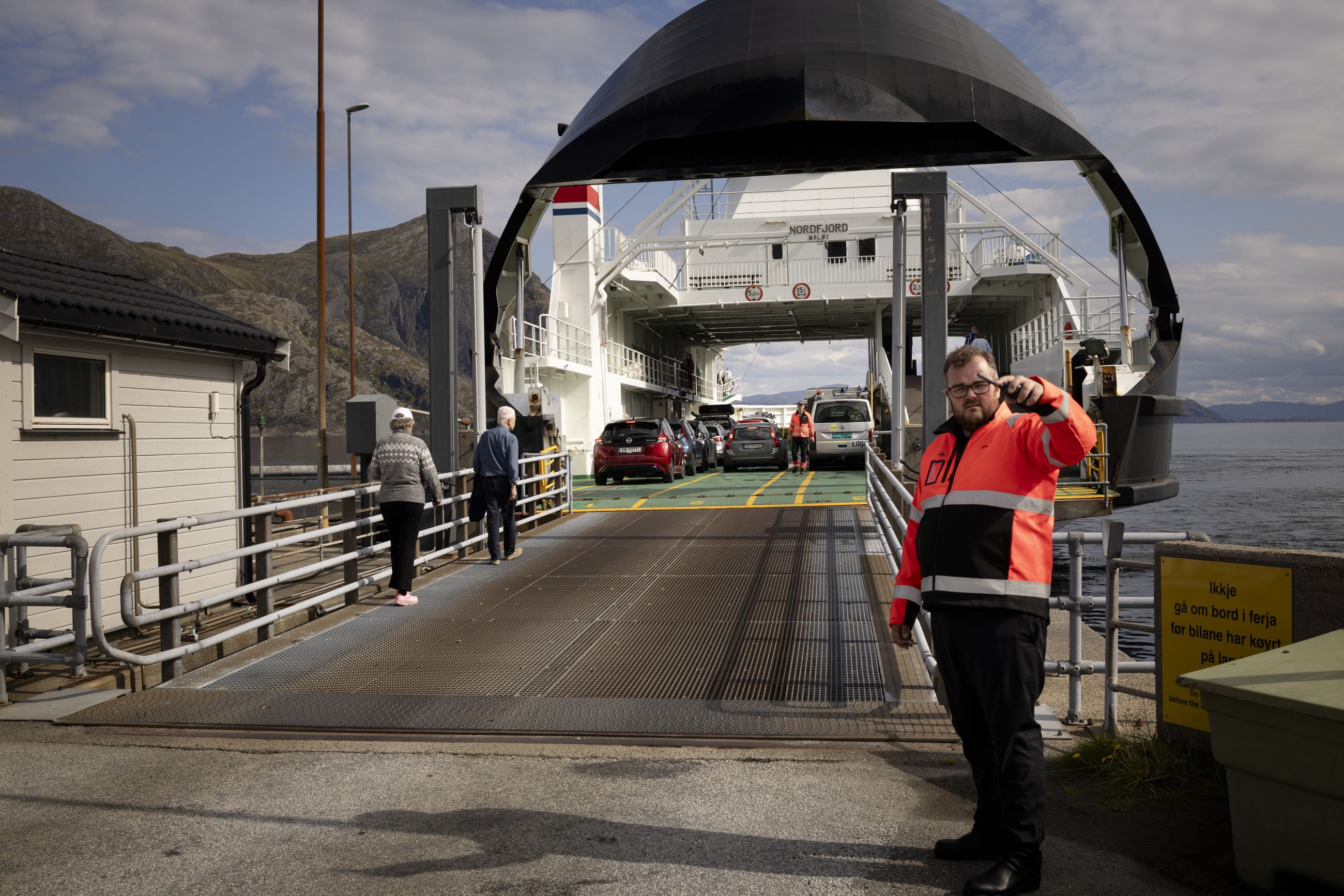 POPULÆRT: Ferja ut frå fastlandet i Askvoll til Bulandet og Værlandet har blitt populær etter at regjeringa gjorde reisa gratis.