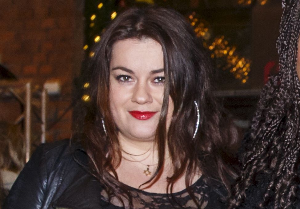 OSLO  20141125. 
 Bloggerne fra v.: Kristin Gjelsvik (28), Suzanne Aabel (33), Chioma Anugweje (22), Sophie Elise Isachsen (19) og Marna Haugen (33) ankommer TV2 sin vårlansering på Latter i Oslo tirsdag kveld. Foto: Heiko Junge / NTB scanpix