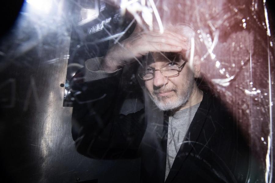 Stjerneadvokaten som forsvarte The New York Times i høyesterettssaken om Pentagon-papirene, støtter Assange.