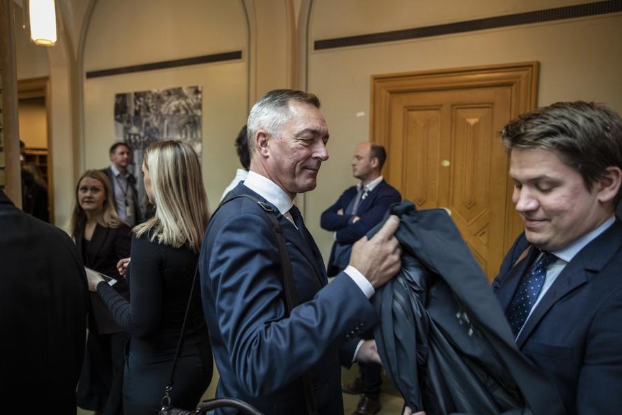 Frank Bakke-Jensen søkte samtidig som andre kandidater satt i finaleintervjuer.
