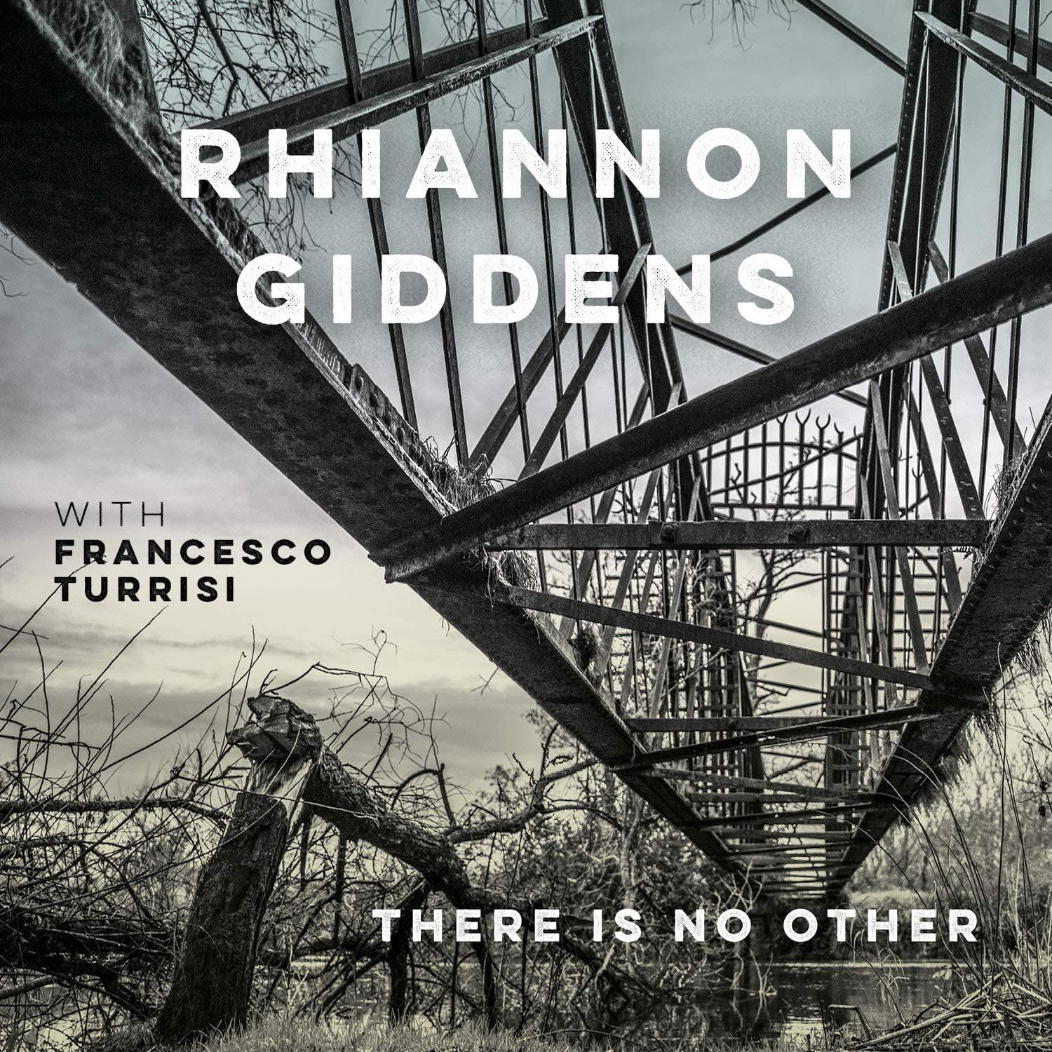 Rhiannon Giddens with Francesco Turrisi