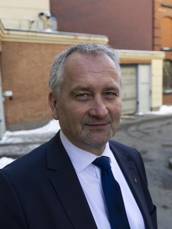 Vil Aps hemmelighold til livs
