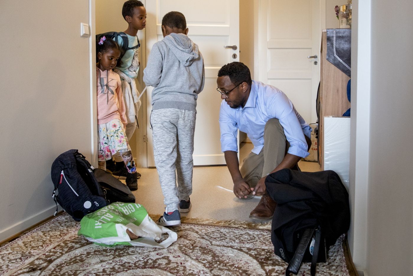 Husein Awadnur, rapportforfatter og gründer av sosialt foretak Ramaas bolig. Han bor selv i kommunal bolig og ivrer for rentefrie låneløsninger og leie til eie. 
  
 Foto: Tom Henning Bratlie