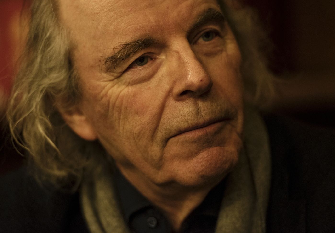 Moderne Tider. Nasjonalbiblioteket har blitt nedrent av store folkemengder hver onsdag de siste månedene. Historiker Terje Tvedt sine foredragsserie om verdenshistoriens lange linjer har skapt lange køer over all forventning. Her under Tvedt sitt femte foredrag, om Kina og USA, på Nasjonalbiblioteket. 
  
 Foto: Hanna Kristin Hjardar / Klassekampen